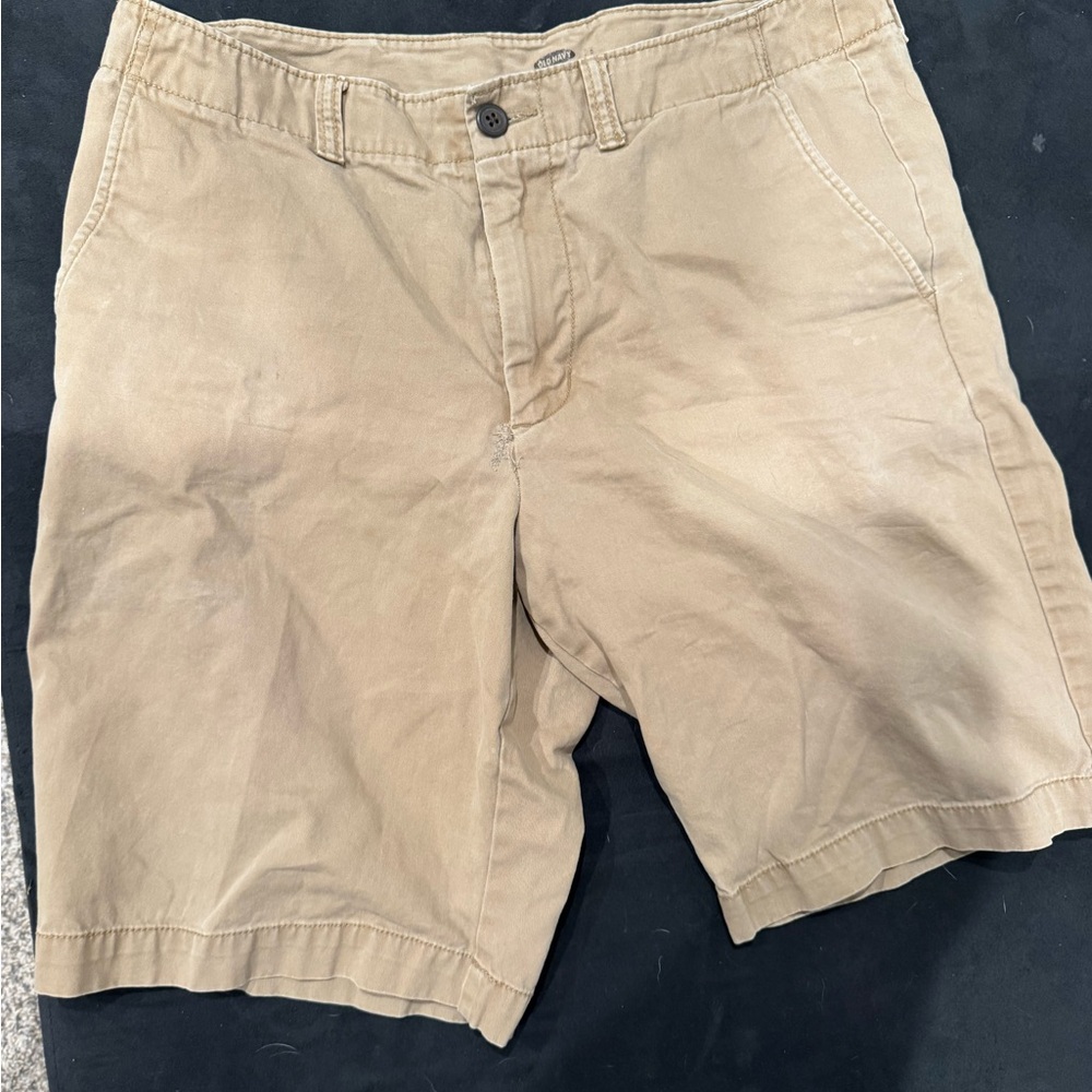 Old Navy Men's Tan Flat-Front Cotton Shorts
